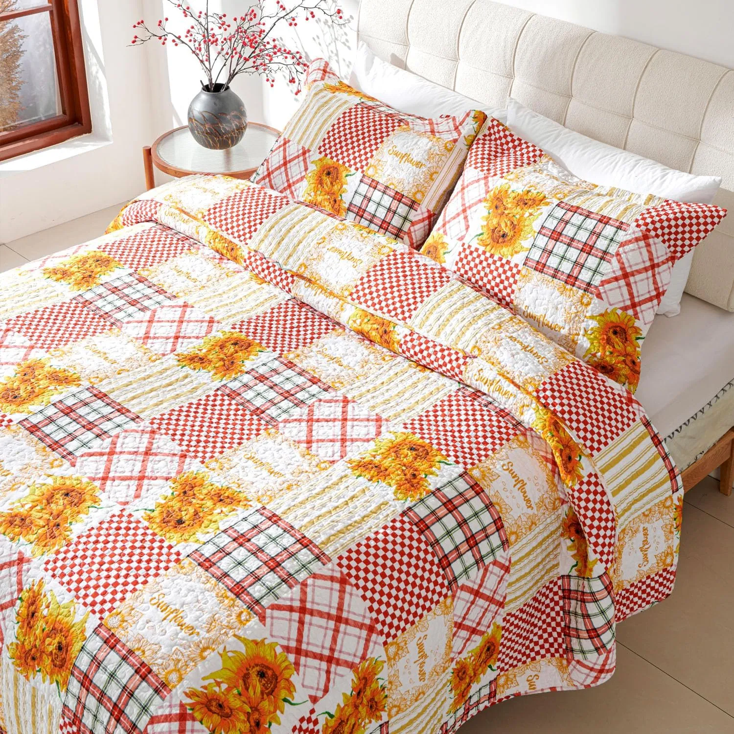 EVENHUG 100% Cotton Quilt Twin Size Orange Sunflower Bedding Set Floral Lightweight Quilt Reversible Coverlet Bedspread with1 Pillow Shams All Seasons 2 Pieces