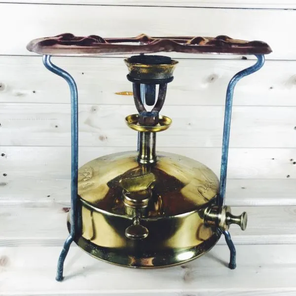 Liquid fuel stove