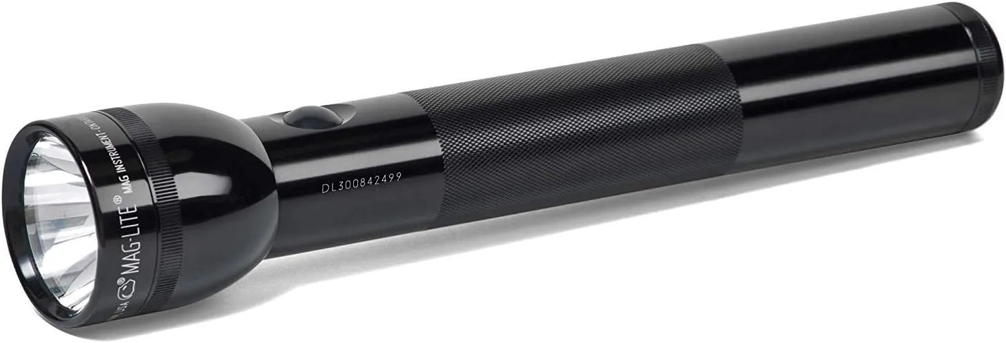 MagLite - S3D015 Maglite Heavy-Duty Incandescent 3-Cell D Flashlight in Display Box, Black