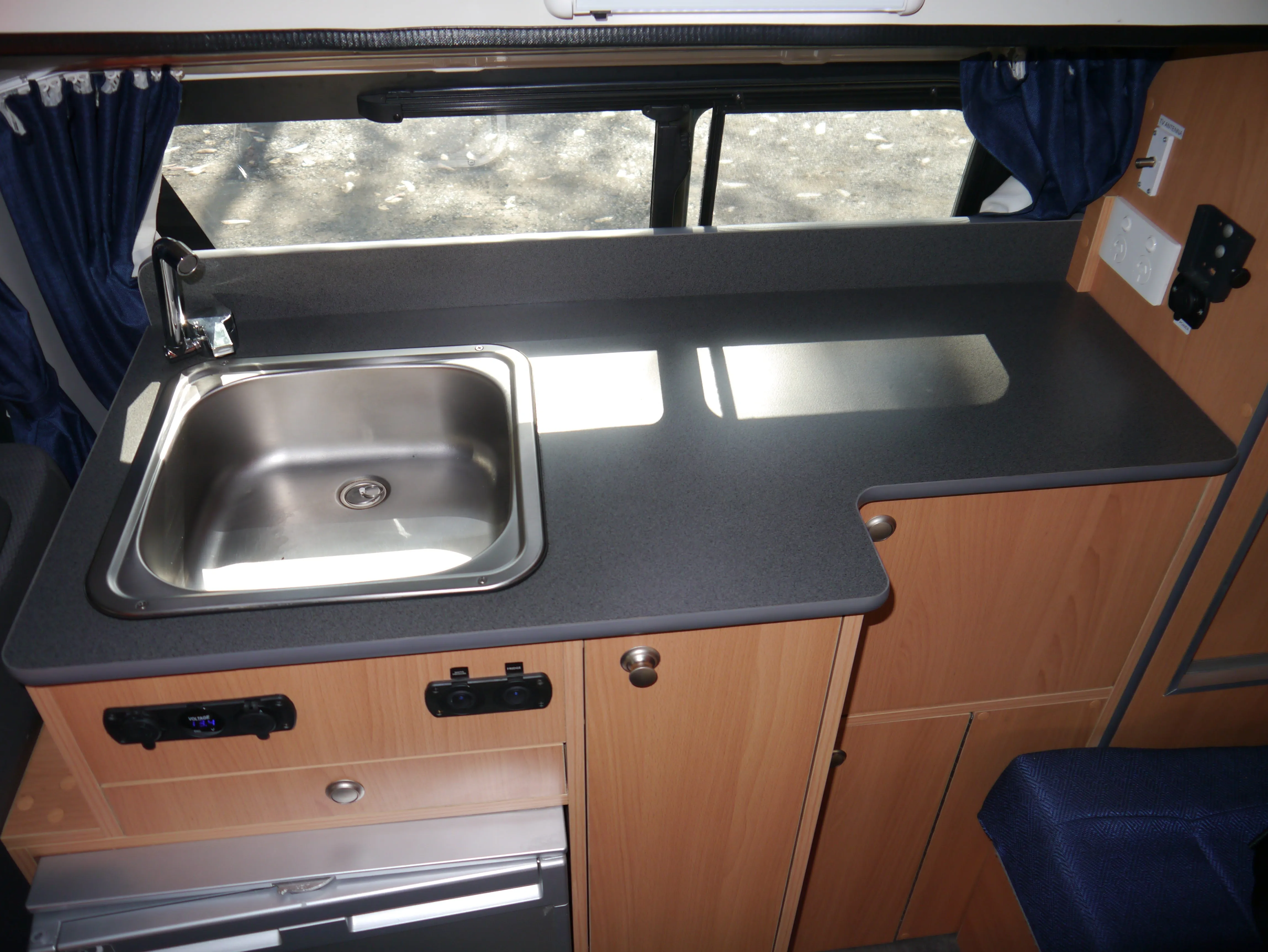 SOLD - 2021 LWB Toyota Hiace Campervan - Rock N Roll Bedseat Floorplan